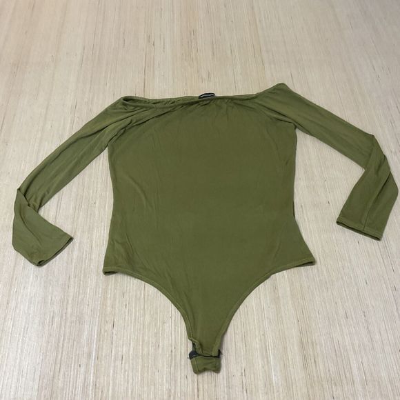 Pretty Little Thing Basic Olive Green Slinky Long Sleeve Bodysuit US Size 12 - Picture 1 of 6